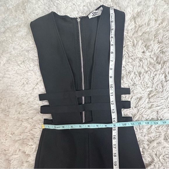 Tiger Mist Marilyn Cutout Jumpsuit - Picture 13 of 14